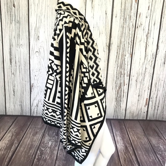 Staring at Stars Anthropologie Tribal Cardigan - Picture 4 of 8